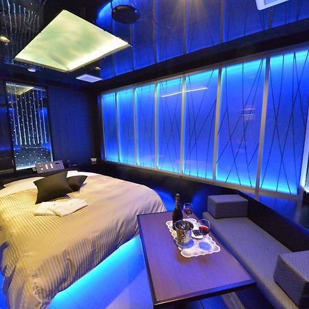 מלון Hakonegasaki Terrace M Yokota Bace (Adults Only) מראה חיצוני תמונה